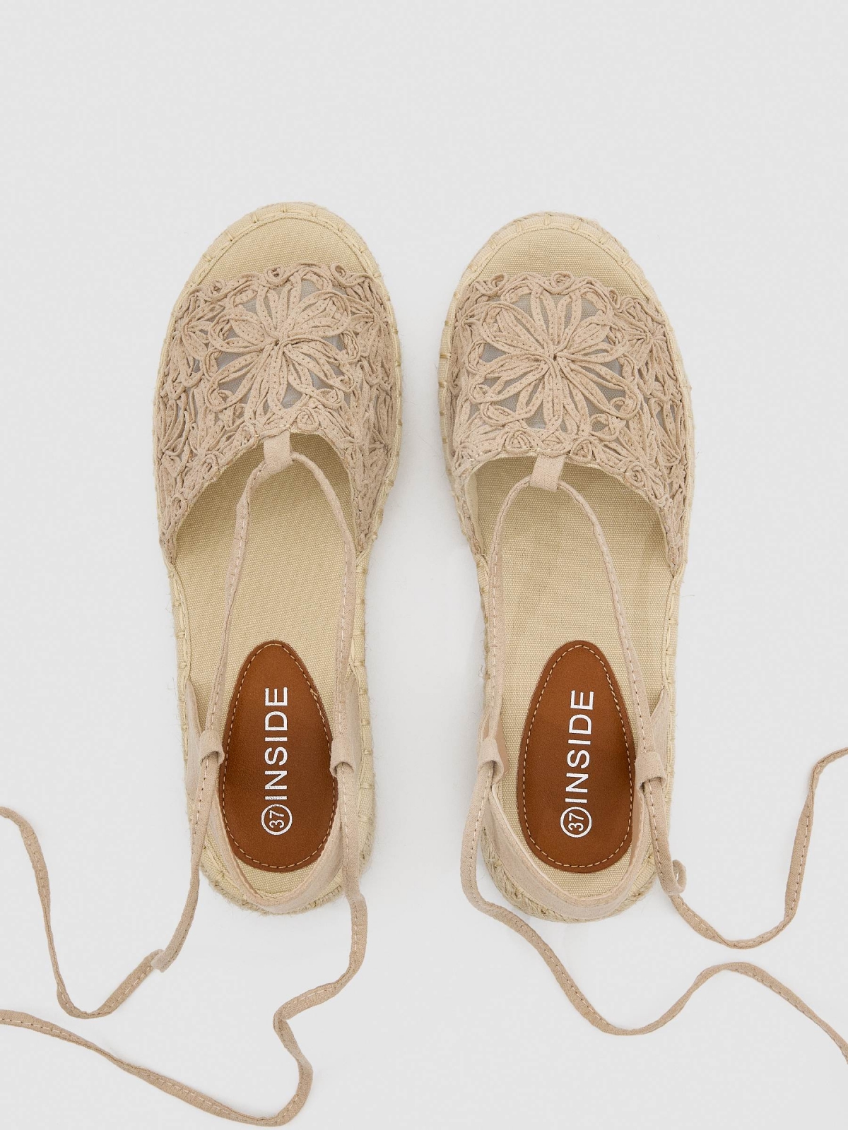 Crochet sandal sand zenithal view