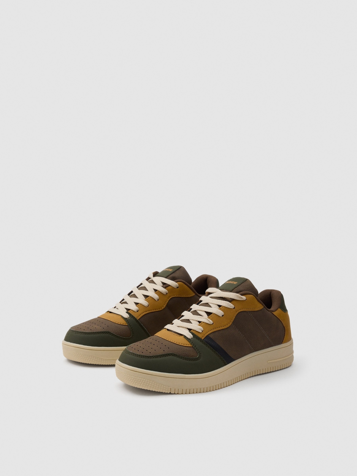 Contrast skater sneaker khaki 45º front view