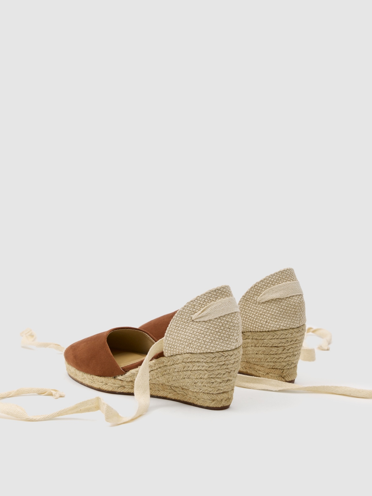 Wedge espadrille brown 45º back view