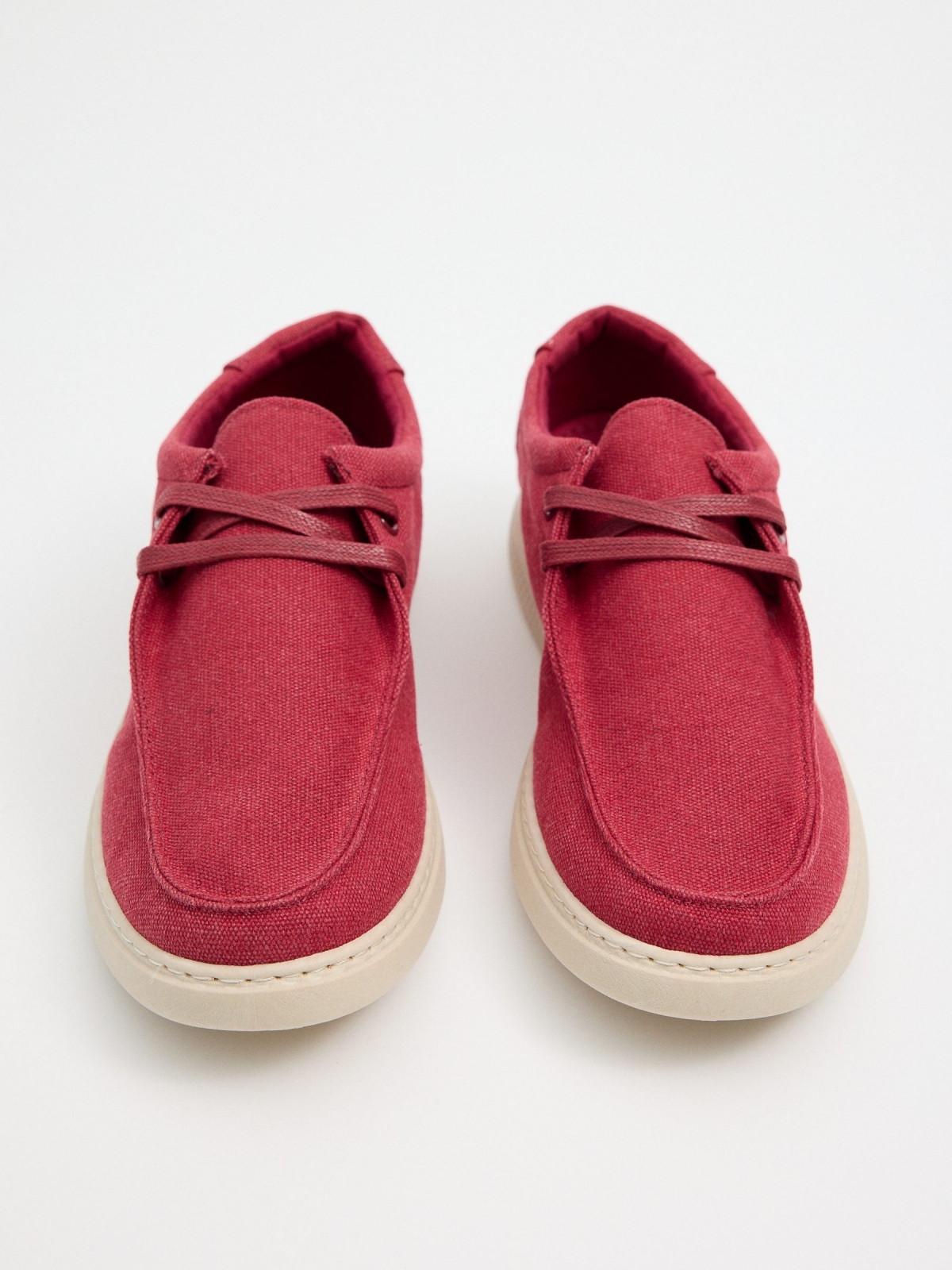 Sapato wallabee vermelho vista superior