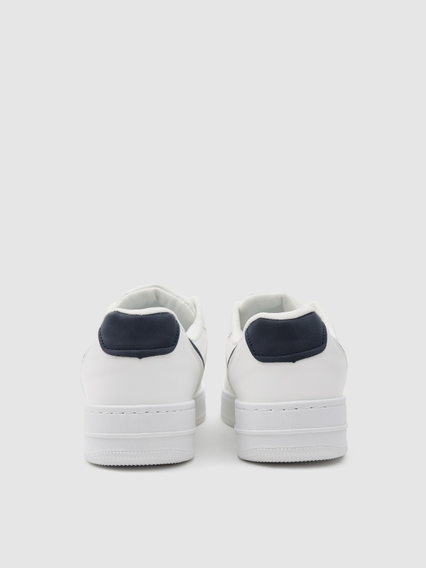 Basic skater sneaker with detail white detail view