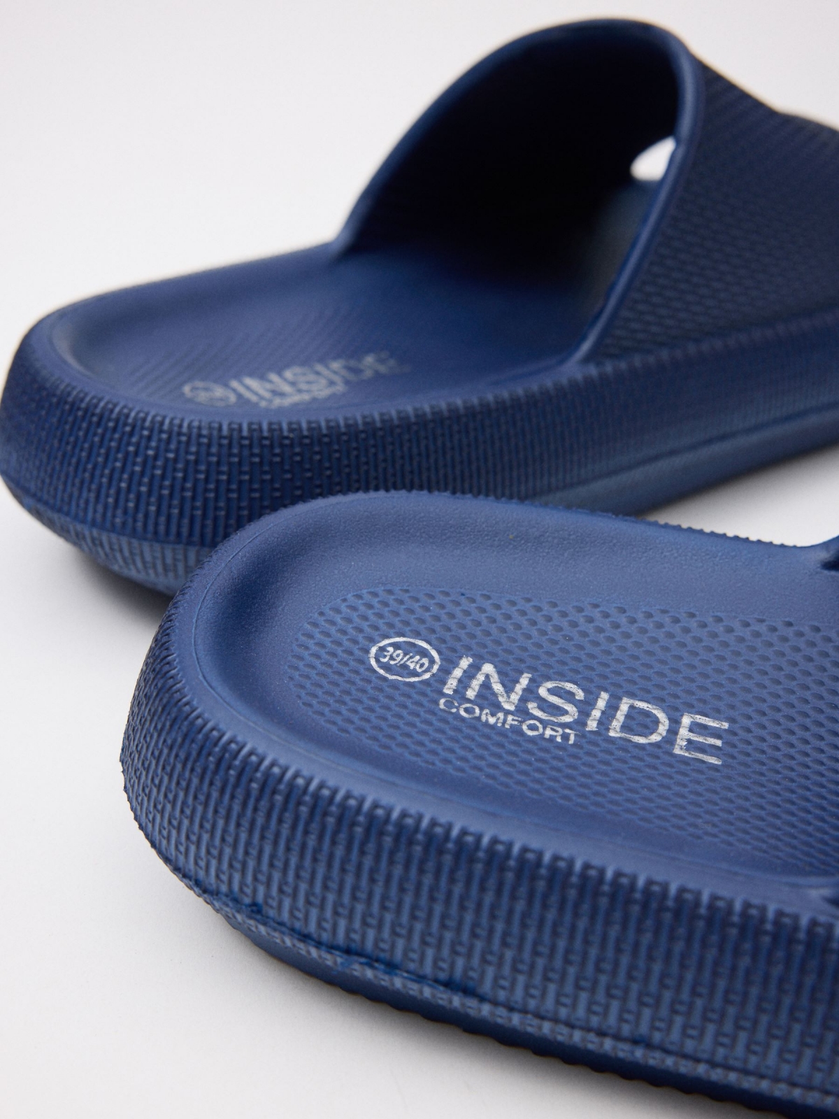 Beach flip flops with platform navy detail view