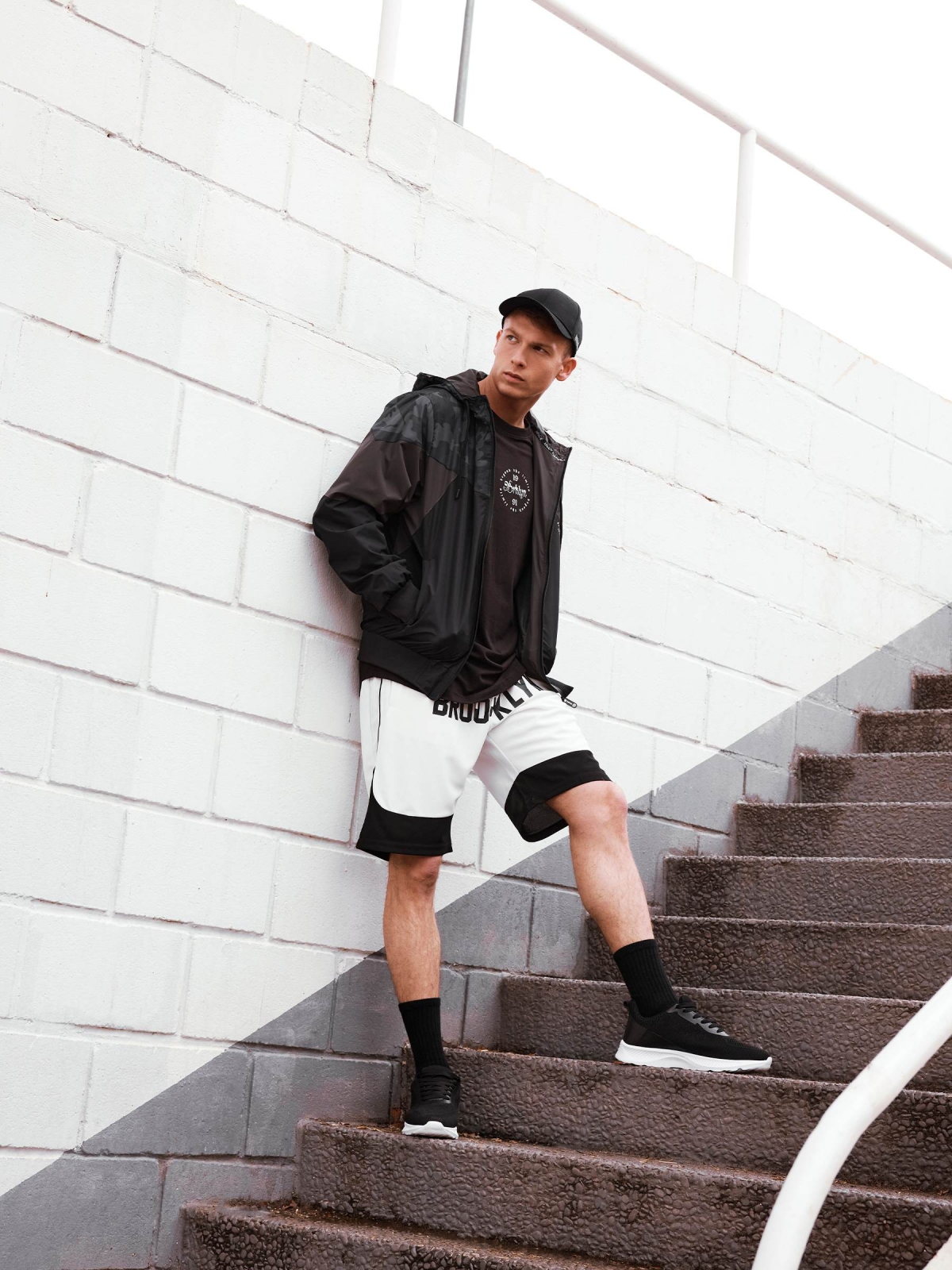 %New% Camouflage jacket black