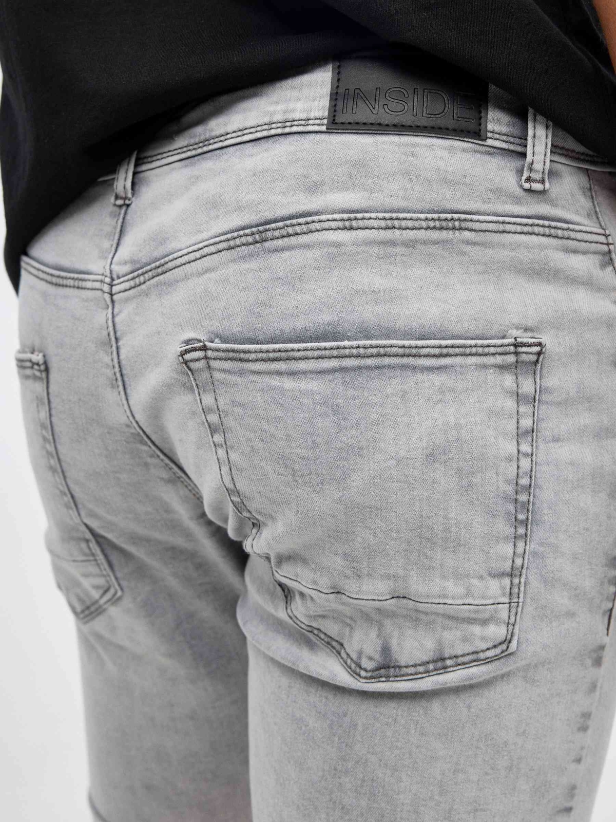 Bermudas denim cinza básico cinza claro vista detalhe