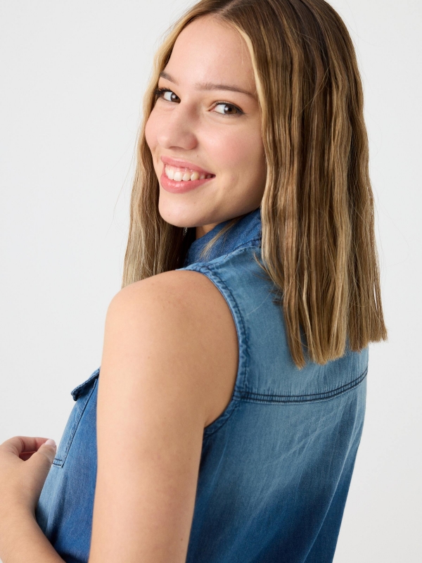 Denim shirt dress blue detail view