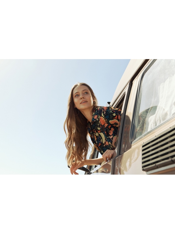  Camisa frutas multicolor