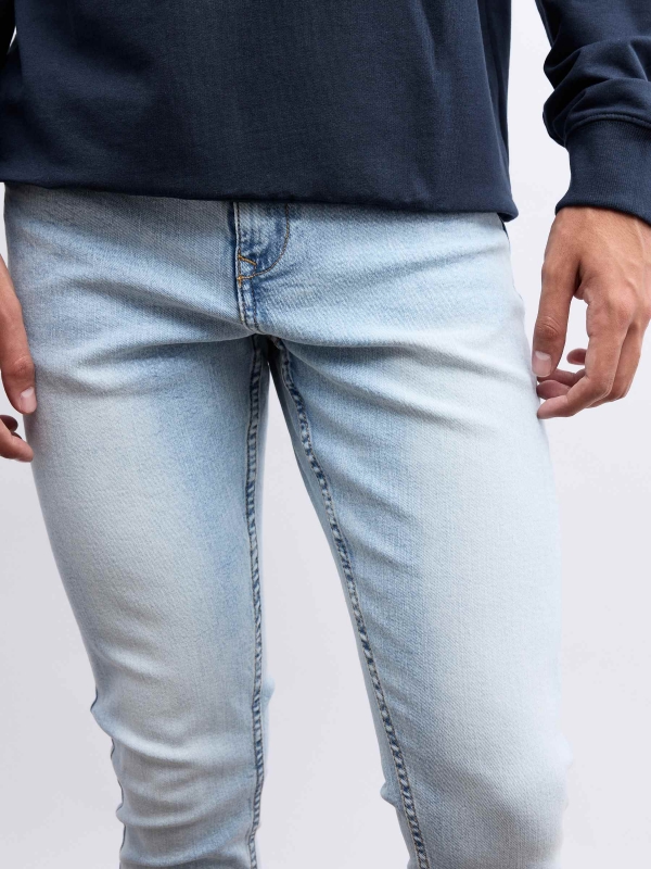  Calças de ganga skinny claras azul