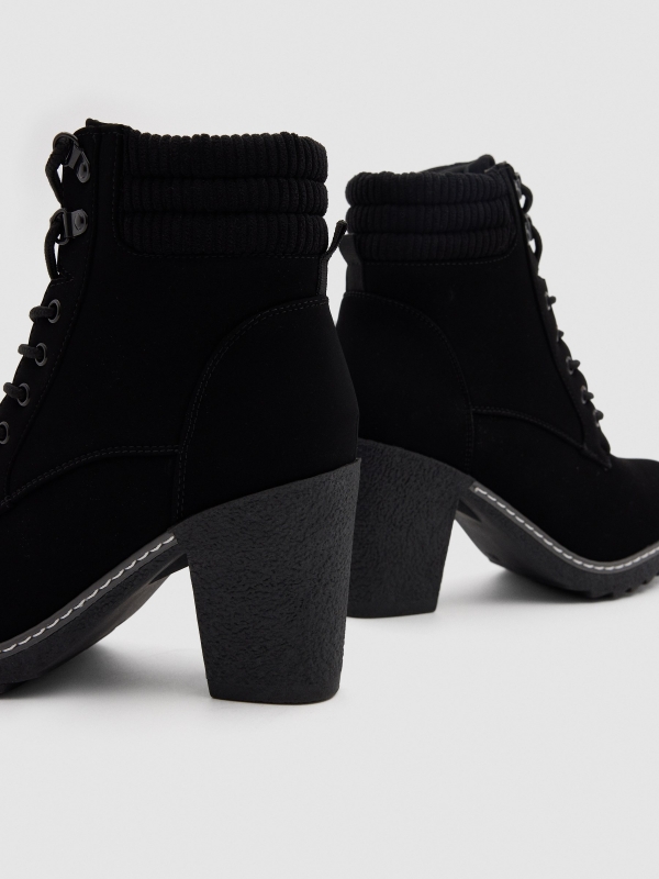 Ankle boots with combined collar black detail view