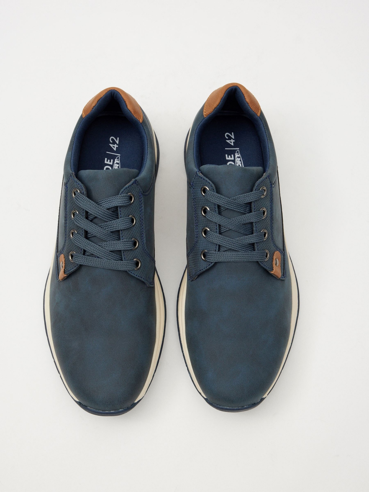 Classic lace-up shoe blue zenithal view