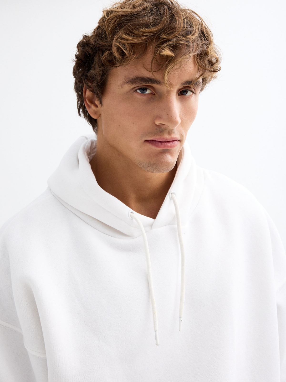 Basic black hooded sweatshirt white detail view