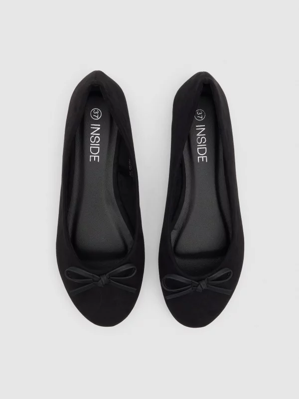 Bailarinas básicas con lazo negro vista detalle