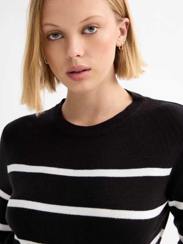 Black and white striped crop jumper black detail view