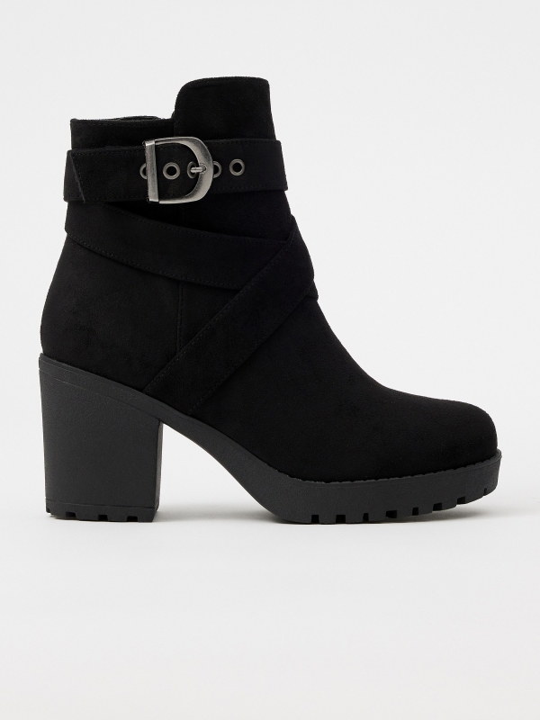 Black ankle boot with crossed straps and buckle