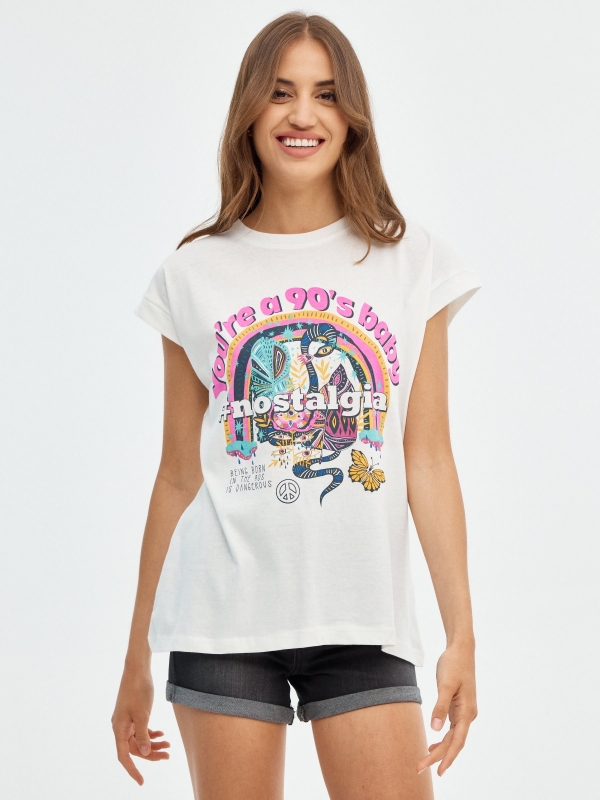 Camiseta print 90s blanco roto vista media frontal