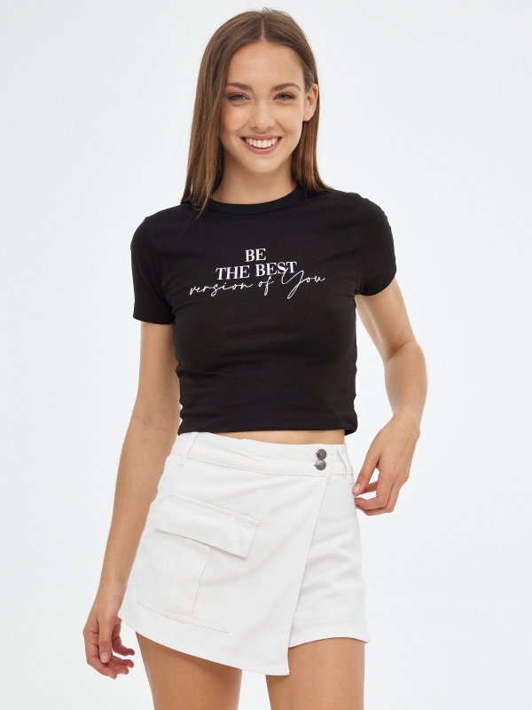 Multi-pocket skort white middle front view