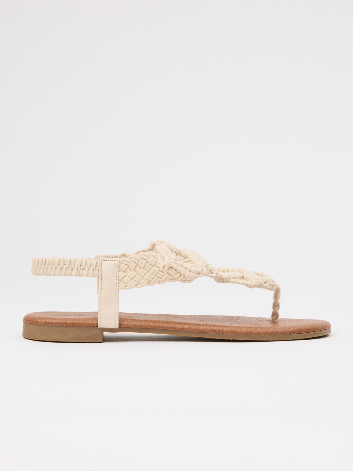 Sandalia de macramé blanco roto