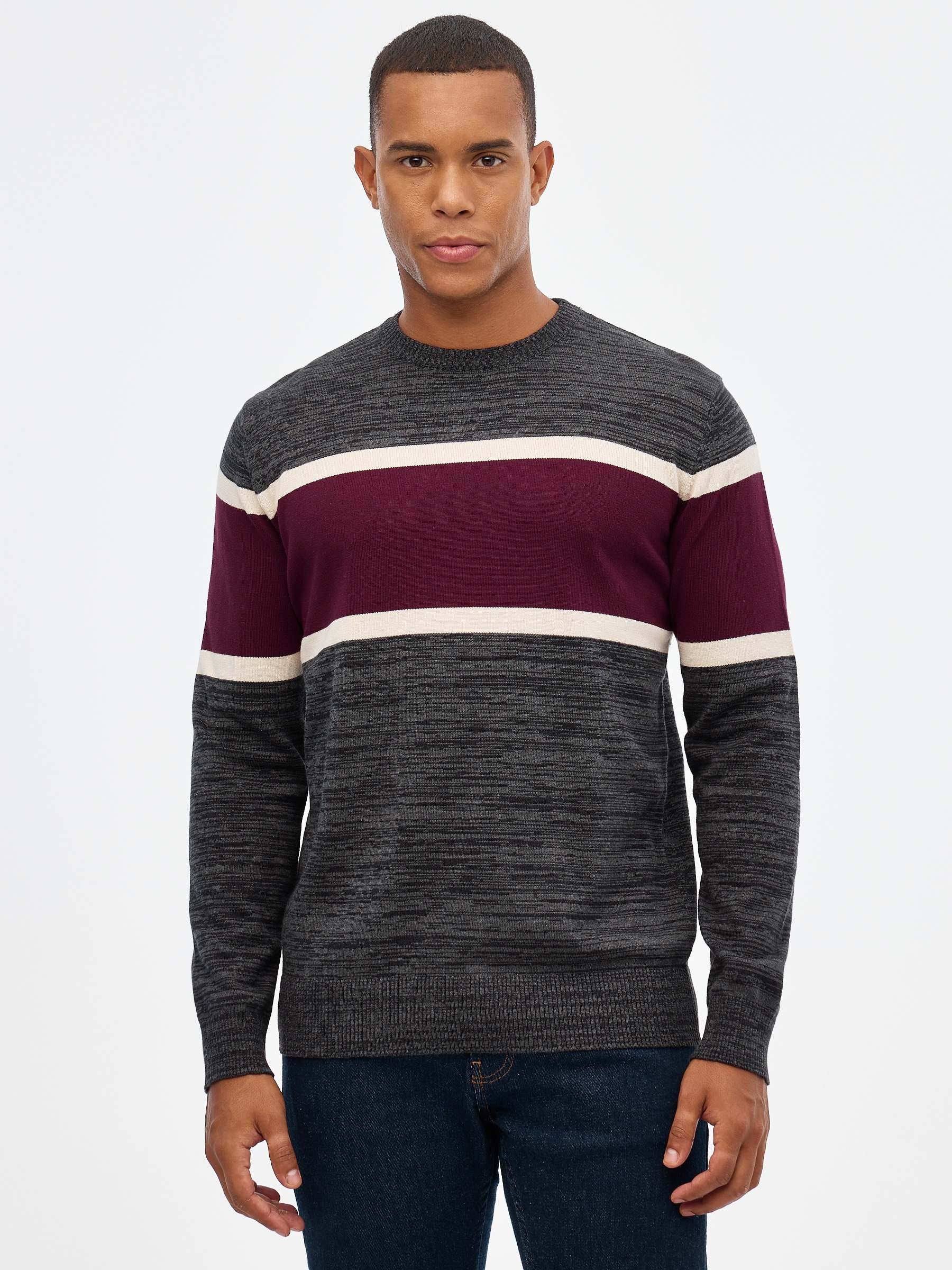 Block colored marbled sweater grey middle front view