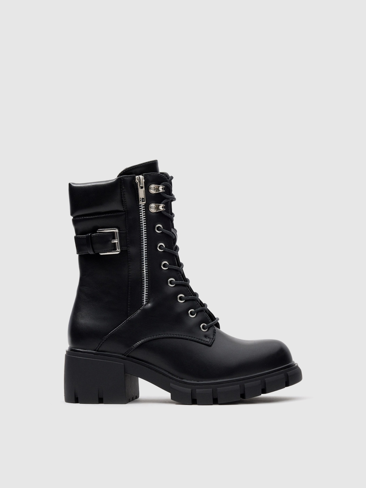 Botas militares com fecho