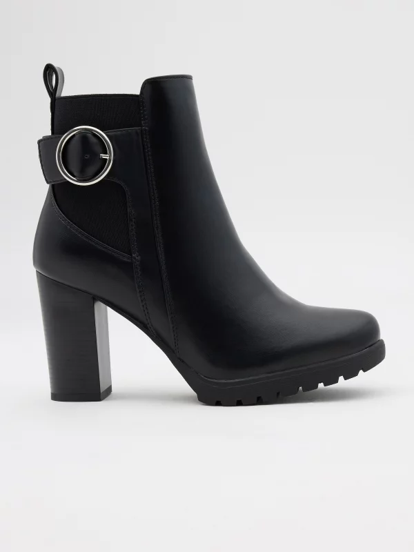 Rubber and buckle bootie