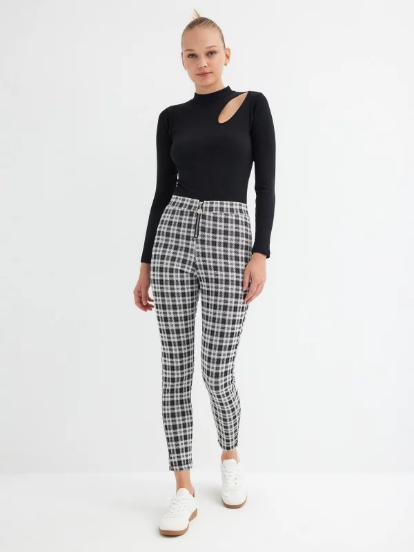 Plaid leggings with zipper