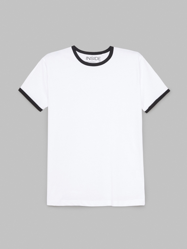  T-shirt básica com contrastes branco