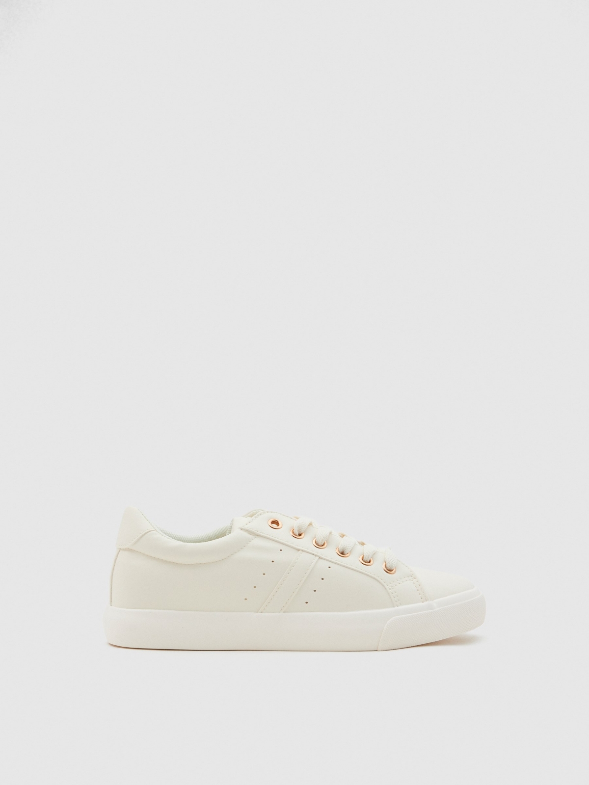 Basic cream sneaker