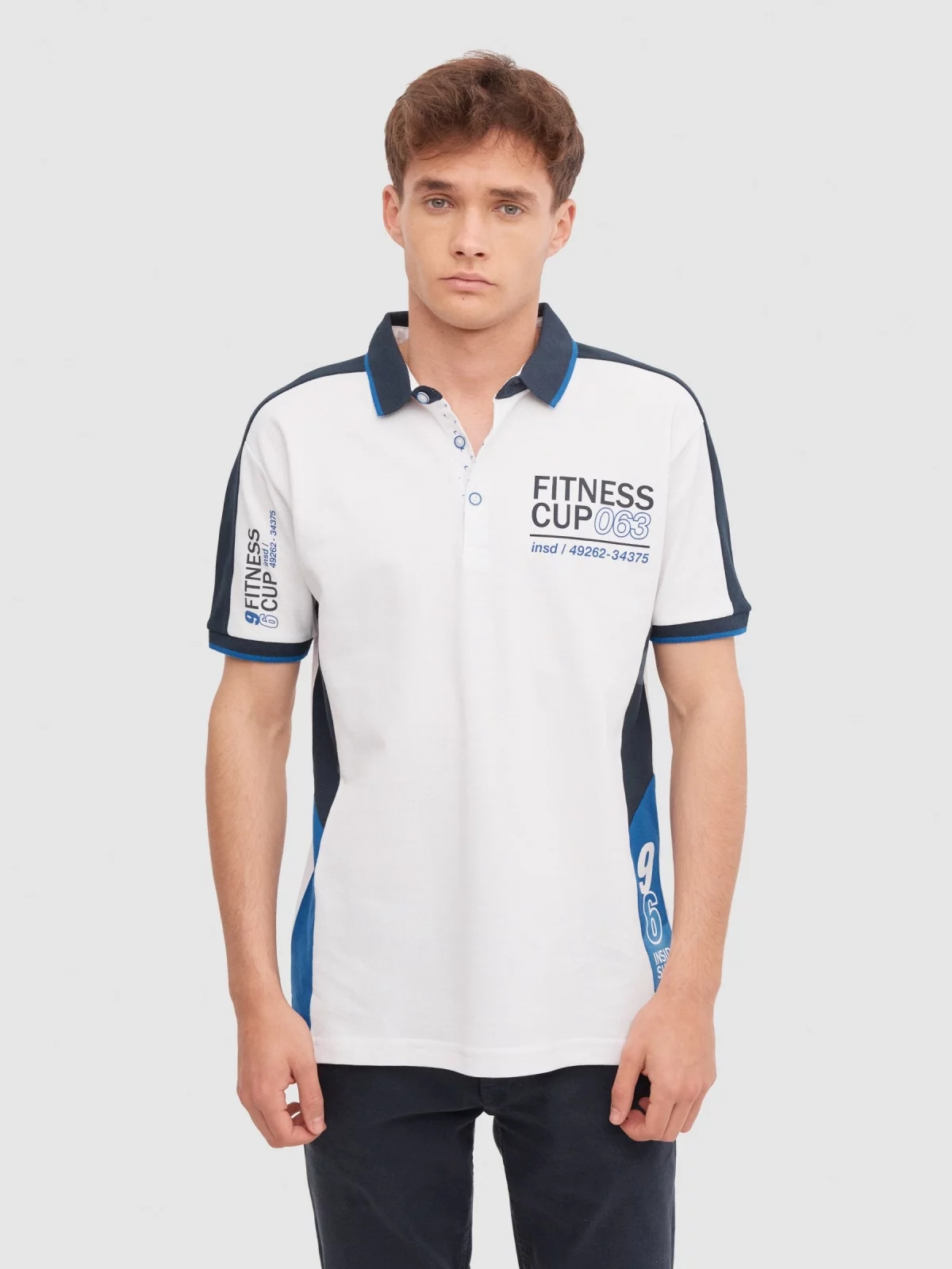Fitness polo shirt branco vista meia frontal