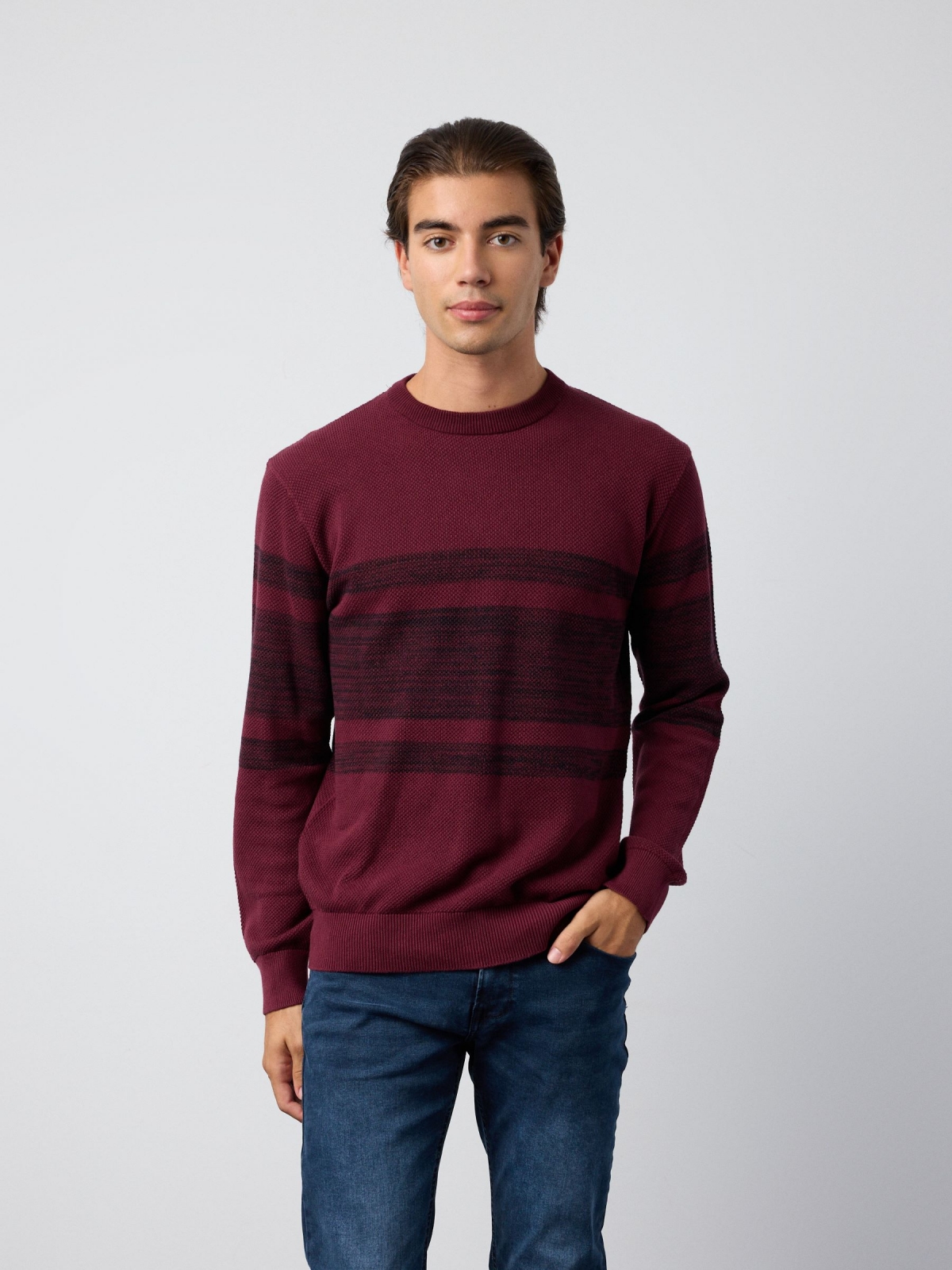 Two-colour striped jumper burgundy middle front view