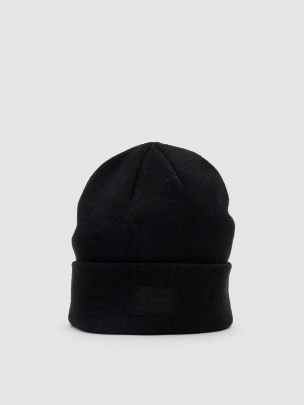 Basic black rolled-up beanie black 45º front view