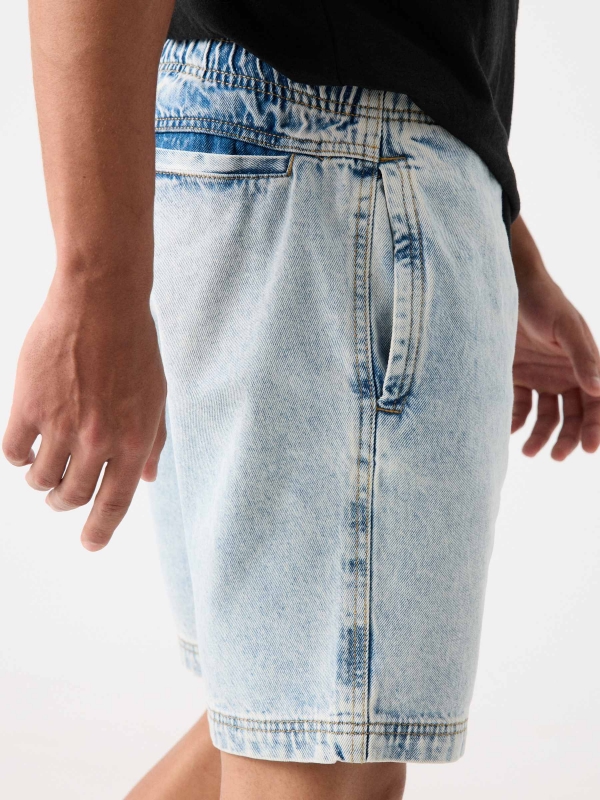 Acid washed denim bermuda shorts light blue detail view