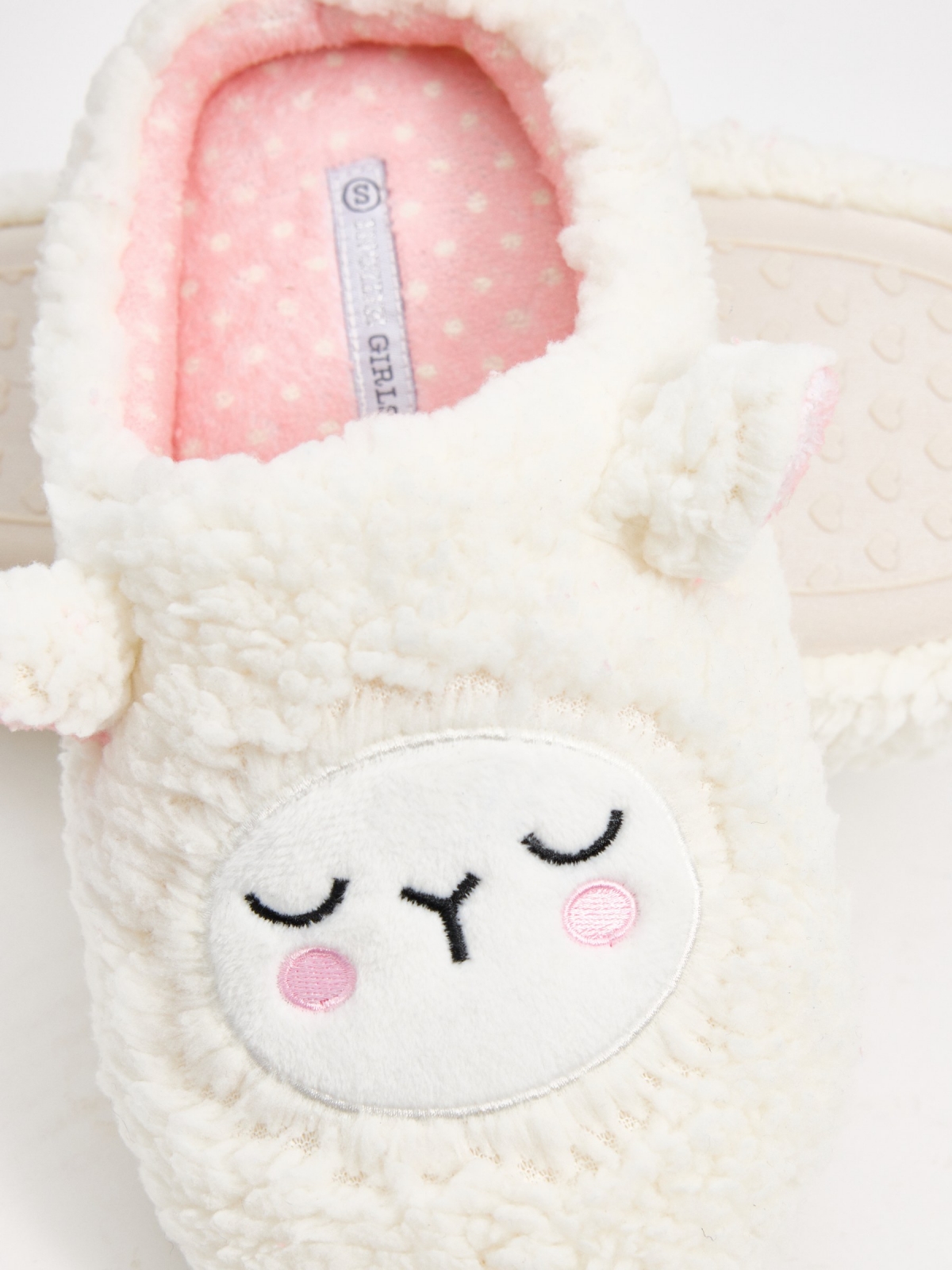 Pantufas de ovelha off white vista detalhe