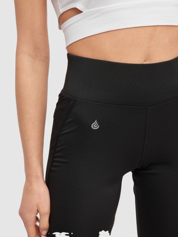 Basic cycling leggings black detail view