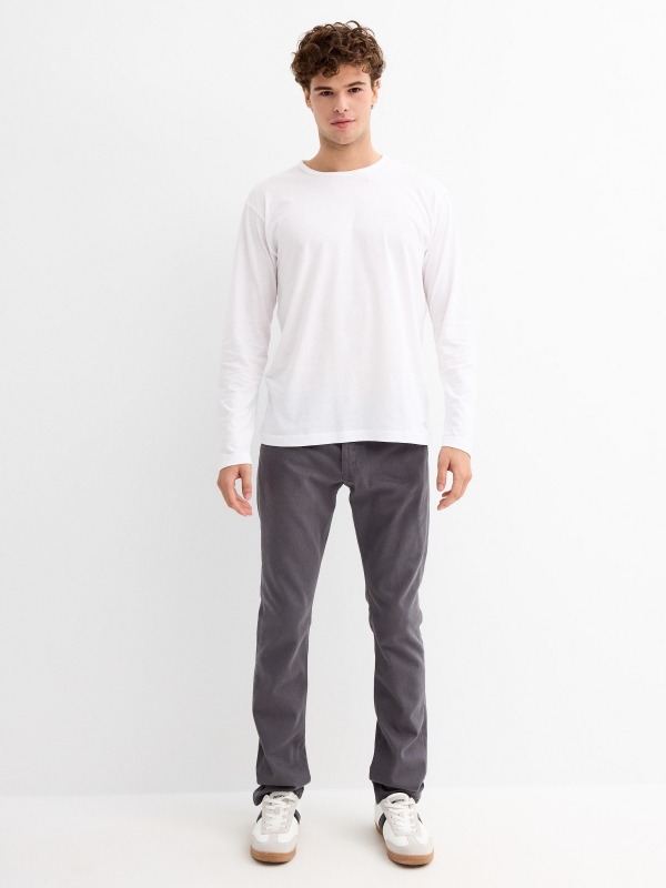 Basic five pocket jeans grey general front view