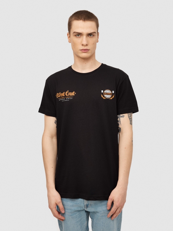 T-shirt Classic Racer preto vista meia frontal