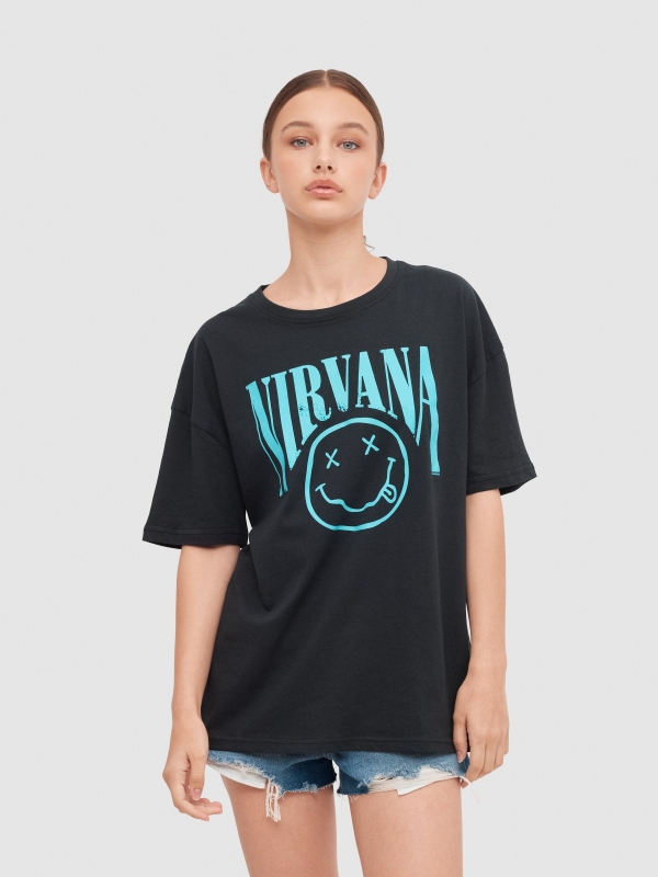 T-shirt Nirvana preto vista meia frontal