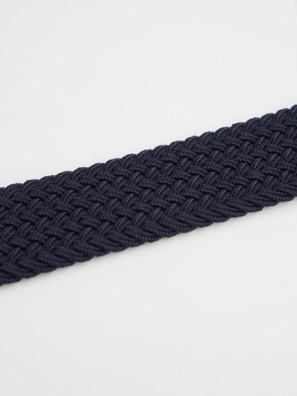 Elastic braided belt dark blue detail view