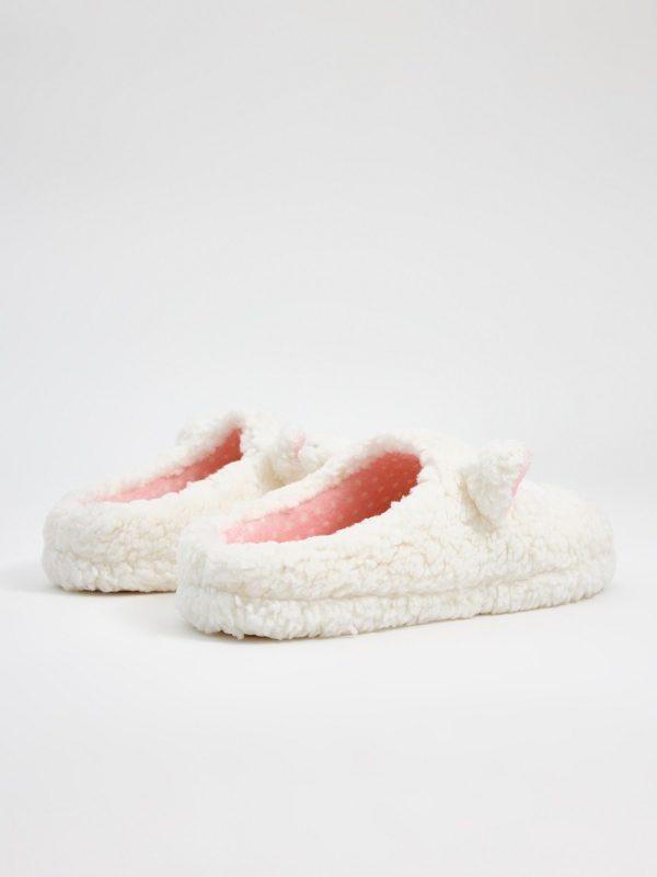 Pantufas de ovelha off white vista geral frontal