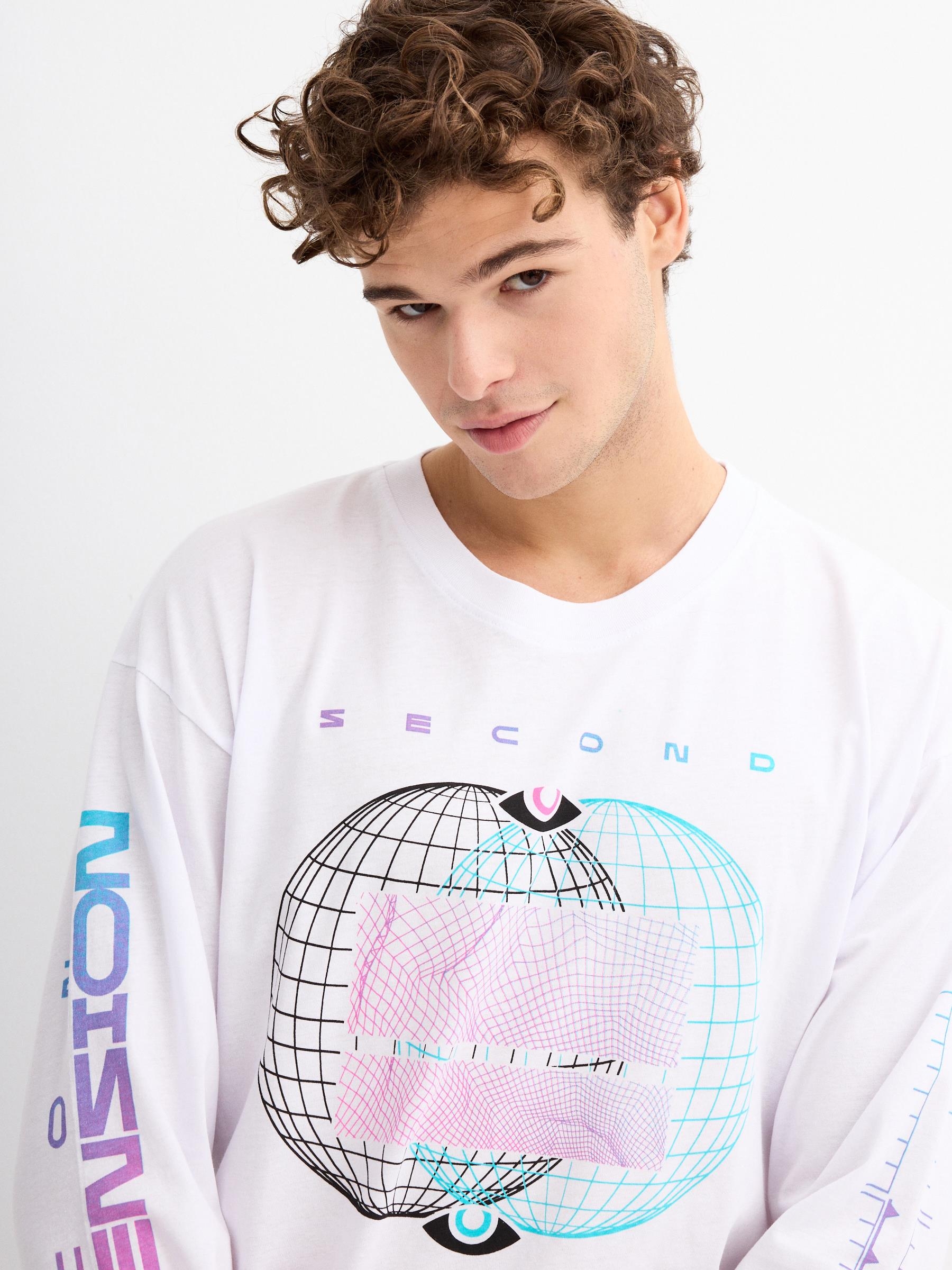 T-shirt de impressão de texto branco vista meia frontal