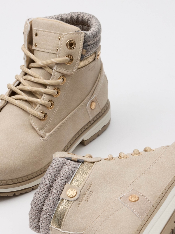 Beige combined mountain style boot grey