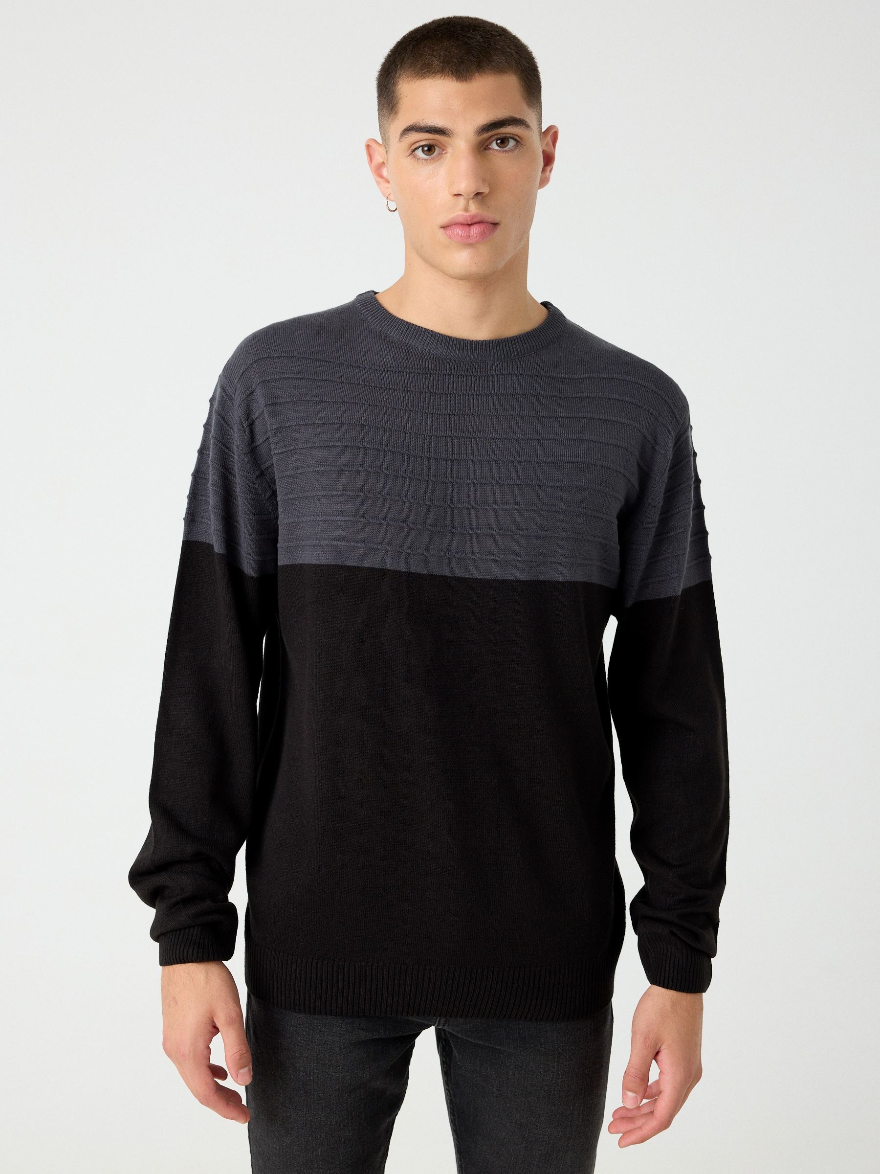 Camisola de malha combinada cinza escuro vista meia frontal