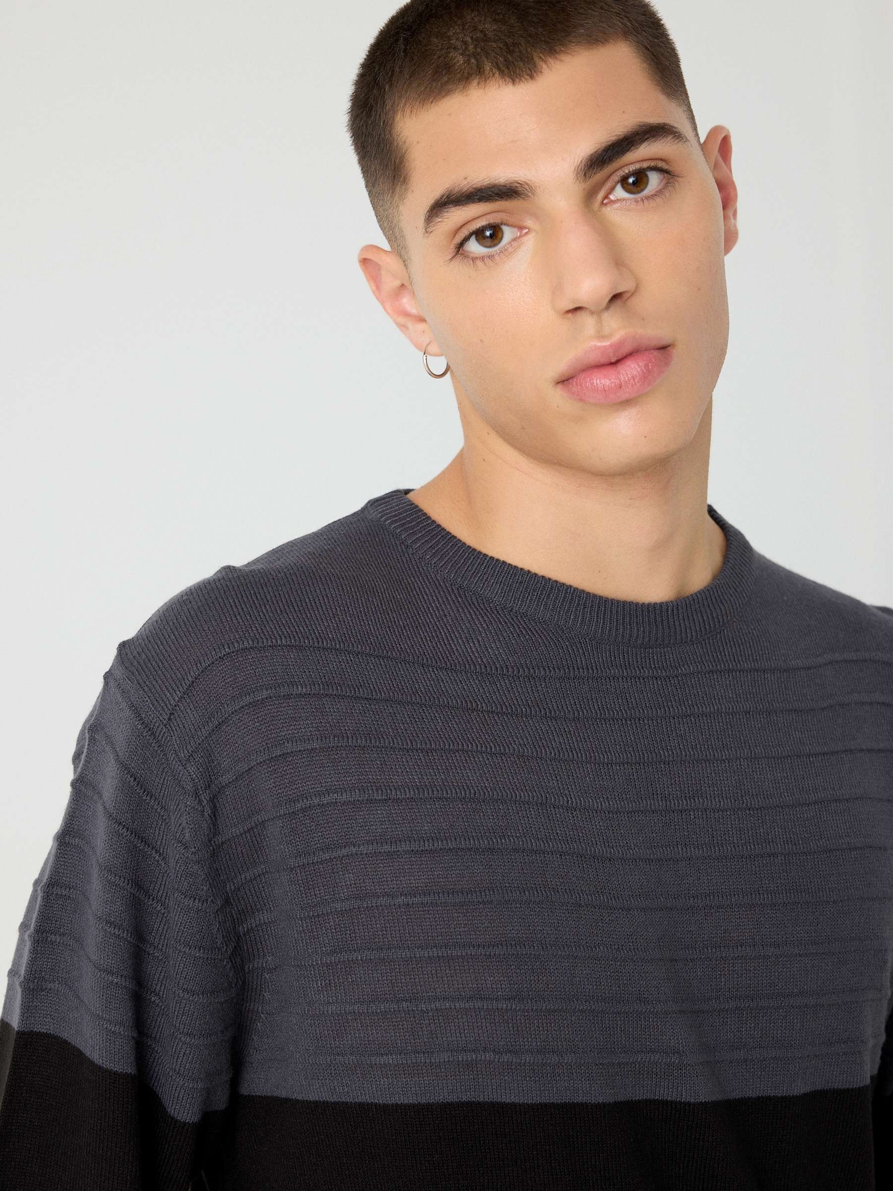 Combined knitted sweater dark grey middle front view