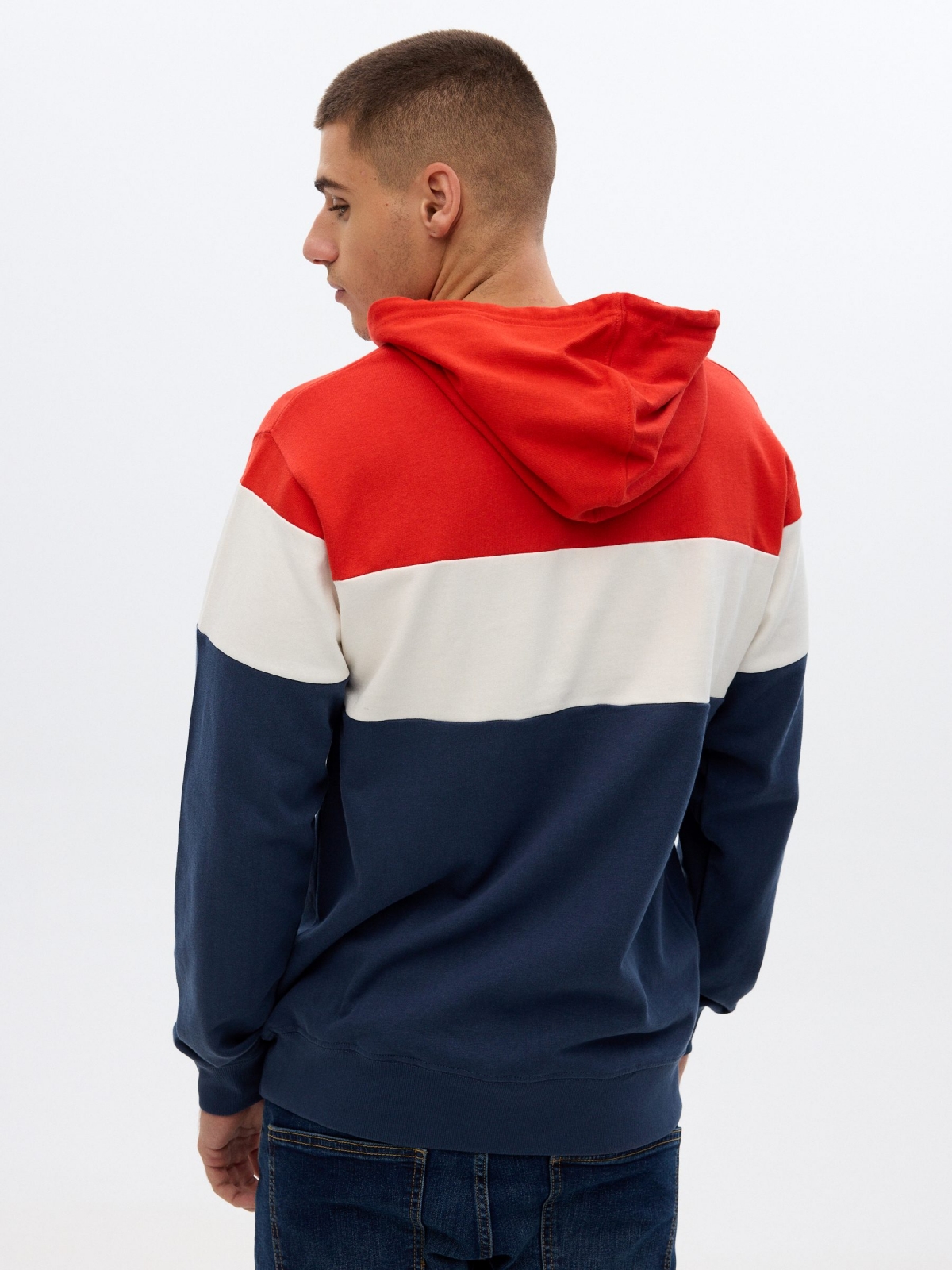 Sudadera capucha color block azul petróleo vista media trasera