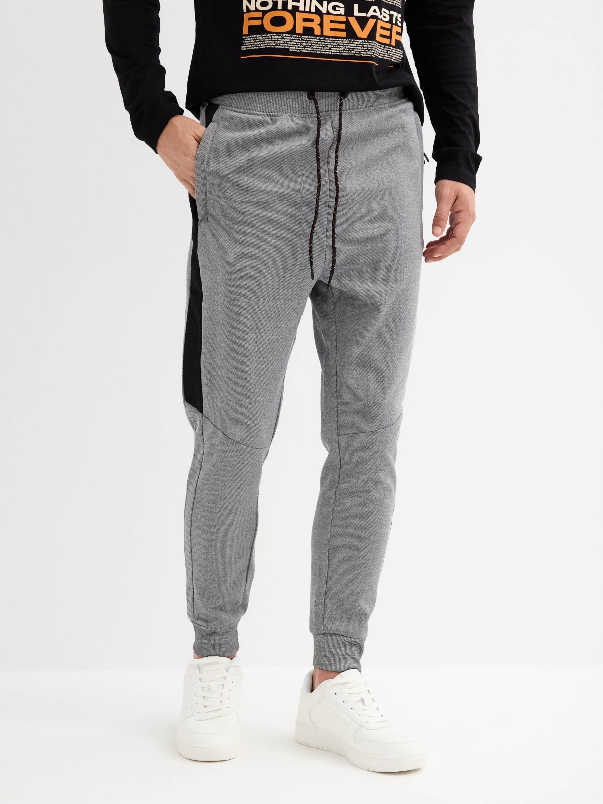 Jogger pants black middle front view