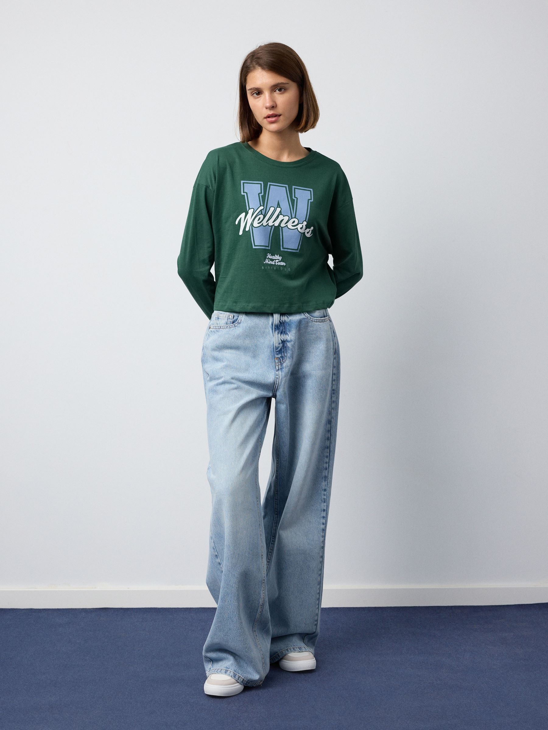 T-shirt com estampado verde vista meia frontal