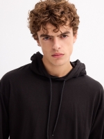 %Pto% Camiseta manga larga capucha negro