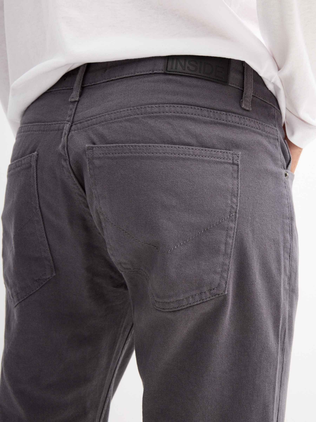 Basic five pocket jeans grey detail view