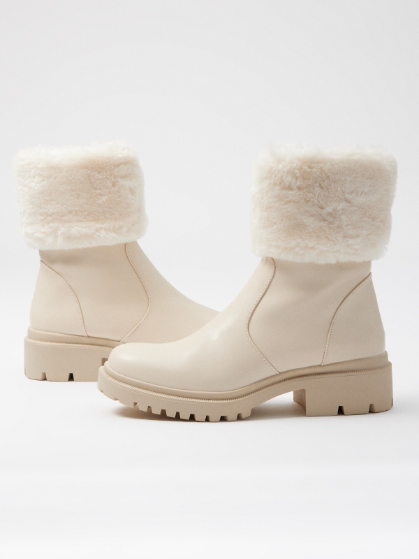 Fashion fur collar ankle boots white detail view