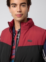 %Pto% Colour-blocked quilted vest black