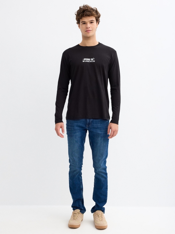 T-shirt impressão Ilustração preto vista geral frontal