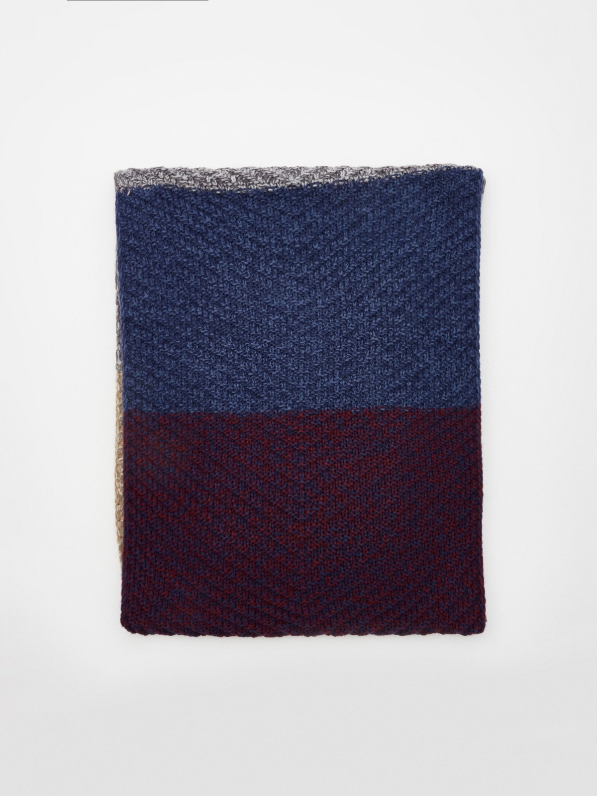 Men's tubular scarf folded view